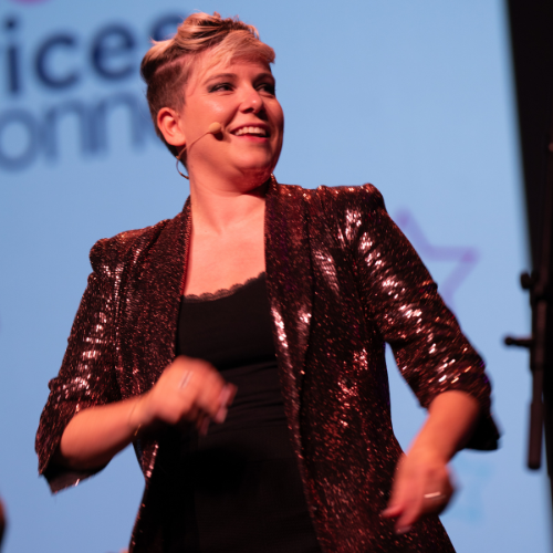 Animation au micro par Zoélie